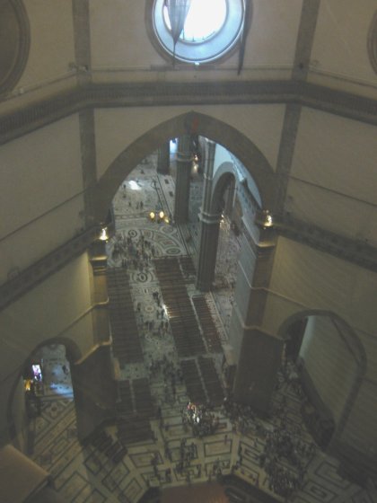 Duomo Aisle