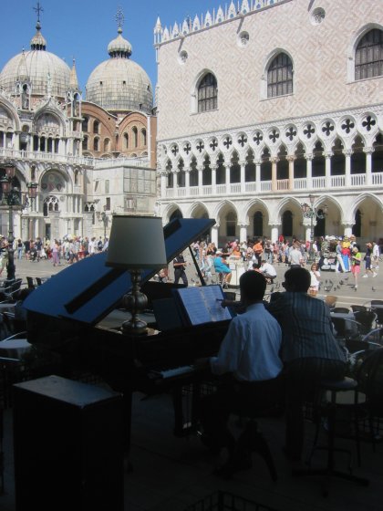 Band in Piazza San Marco
